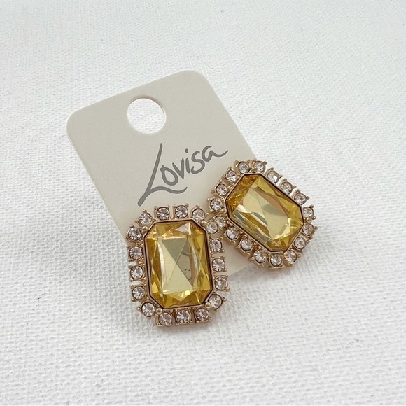 4/$25 Lovisa Crystal Stud Earrings - Picture 2 of 3